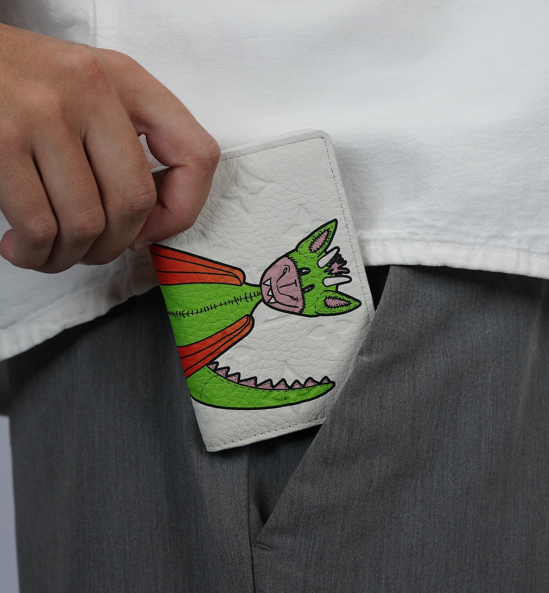 Louis Vuitton Dragon Pocket Organizer White