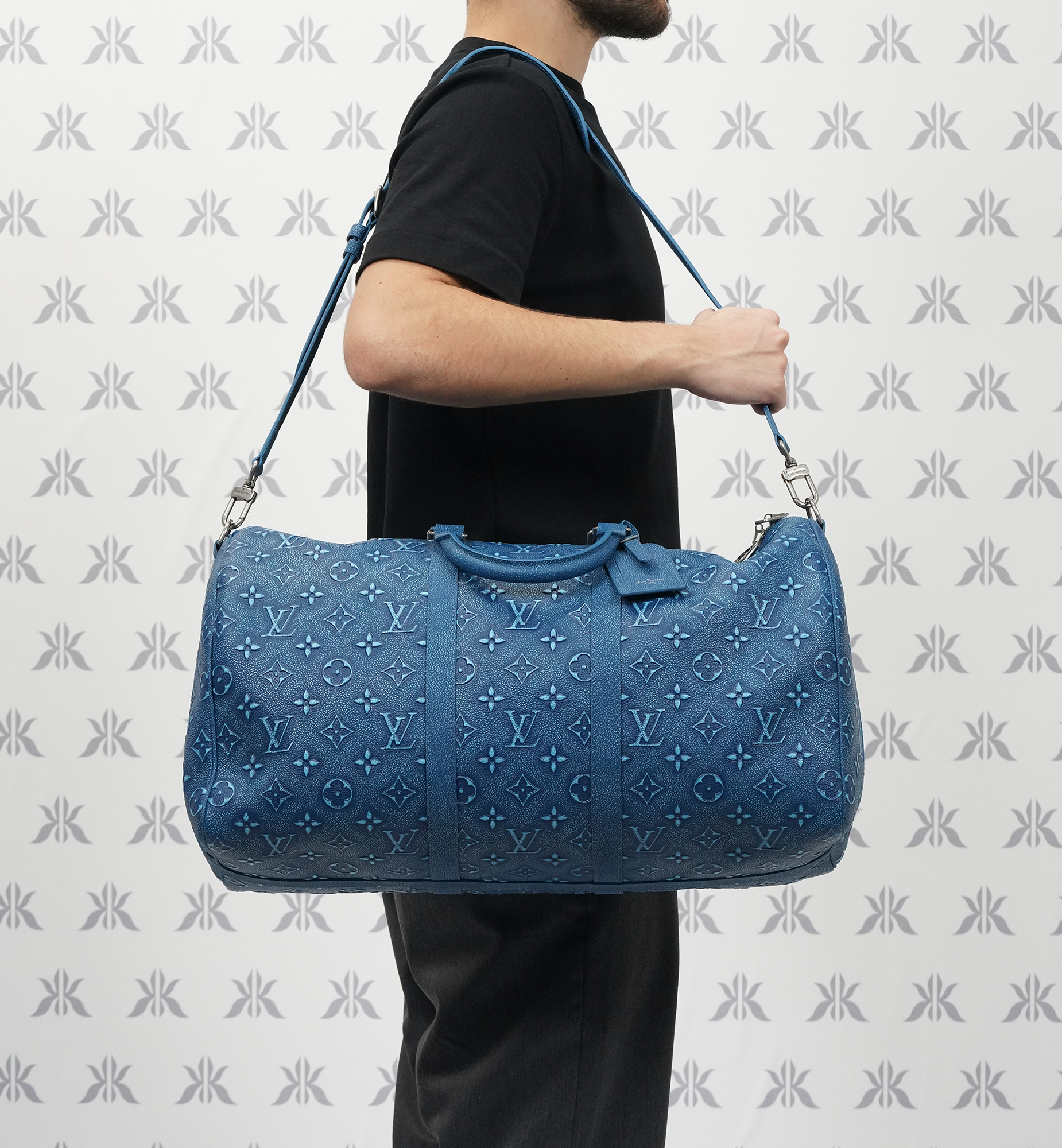 Louis Vuitton Keepall Bandoulière 50 Cow Leather Blue