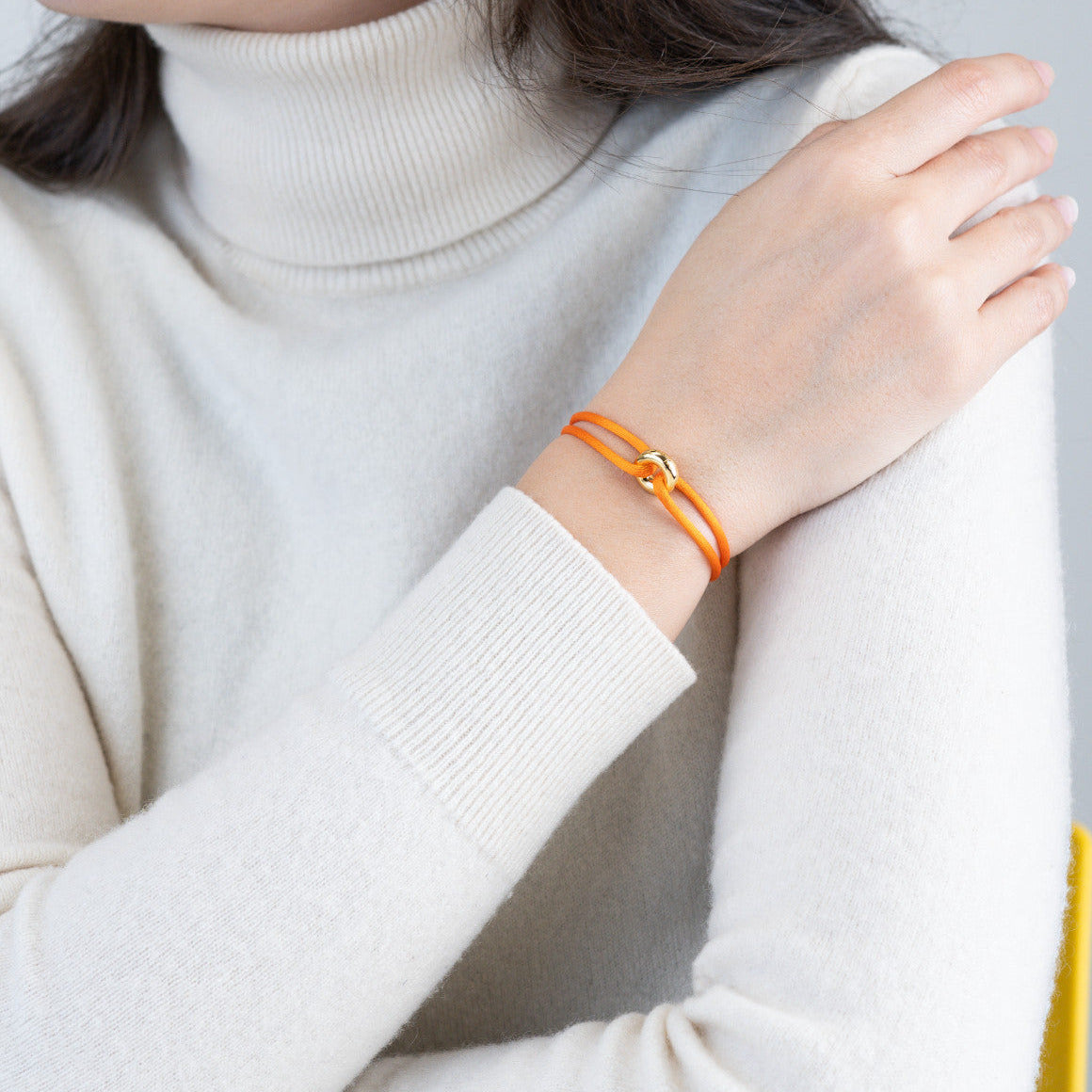 #Color_Neon Orange