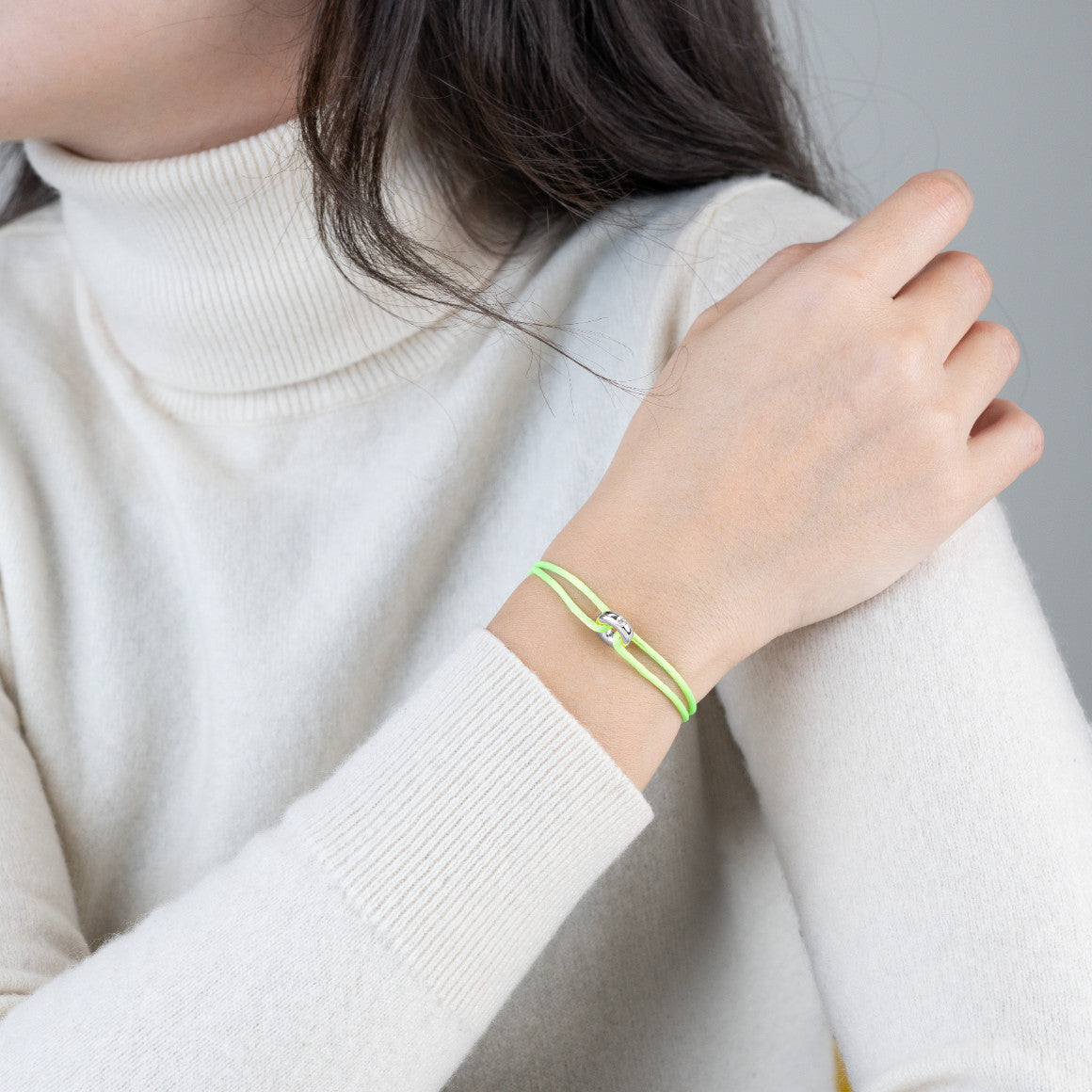 #Color_Neon Green