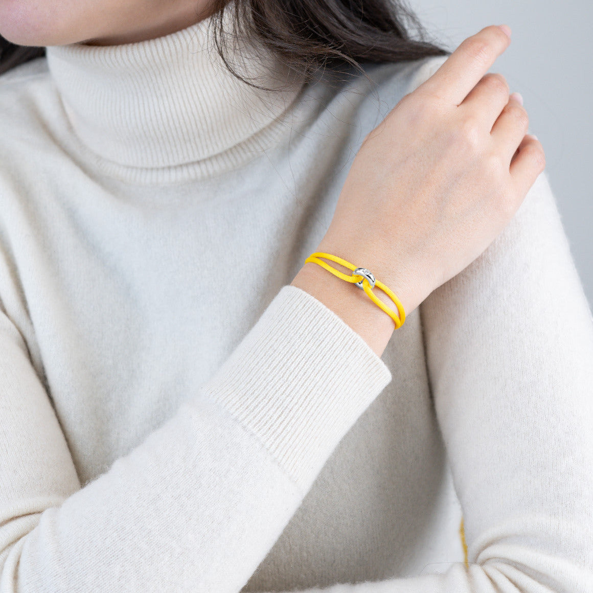 #Color_Yellow