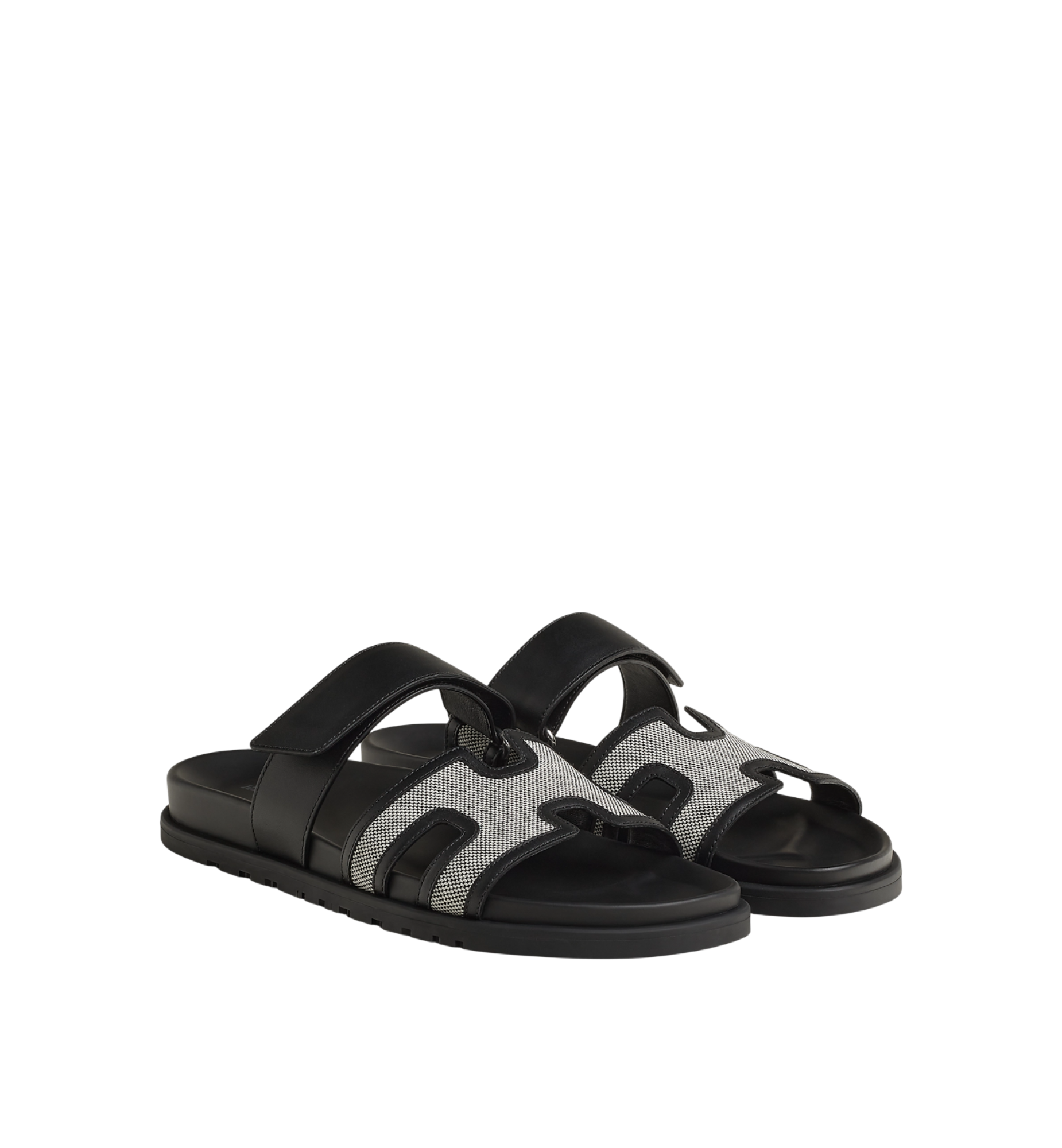 Hermès Chypre Sandals Prunoir l Noir Calfskin Rubber
